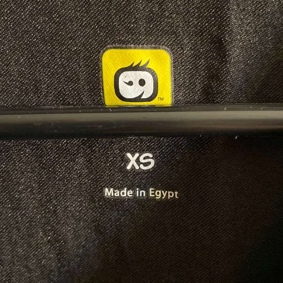 Scrub Top - Picture 2 of 3